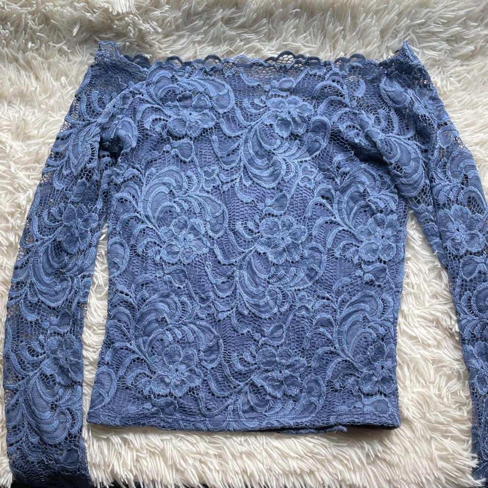 2/$15 Off the shoulder long sleeve